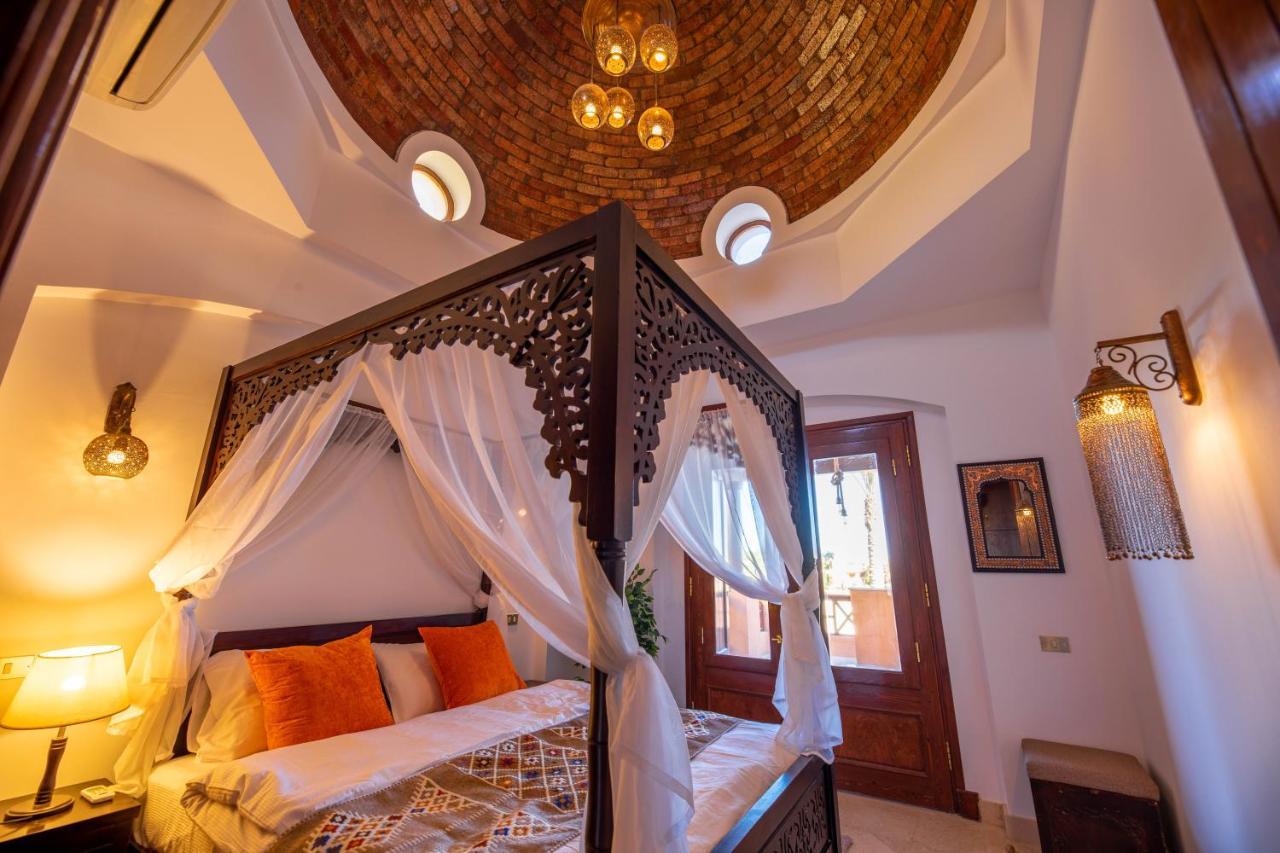 Charming Lagoon With Pool Egyptian Style -sabina 117 Хургада